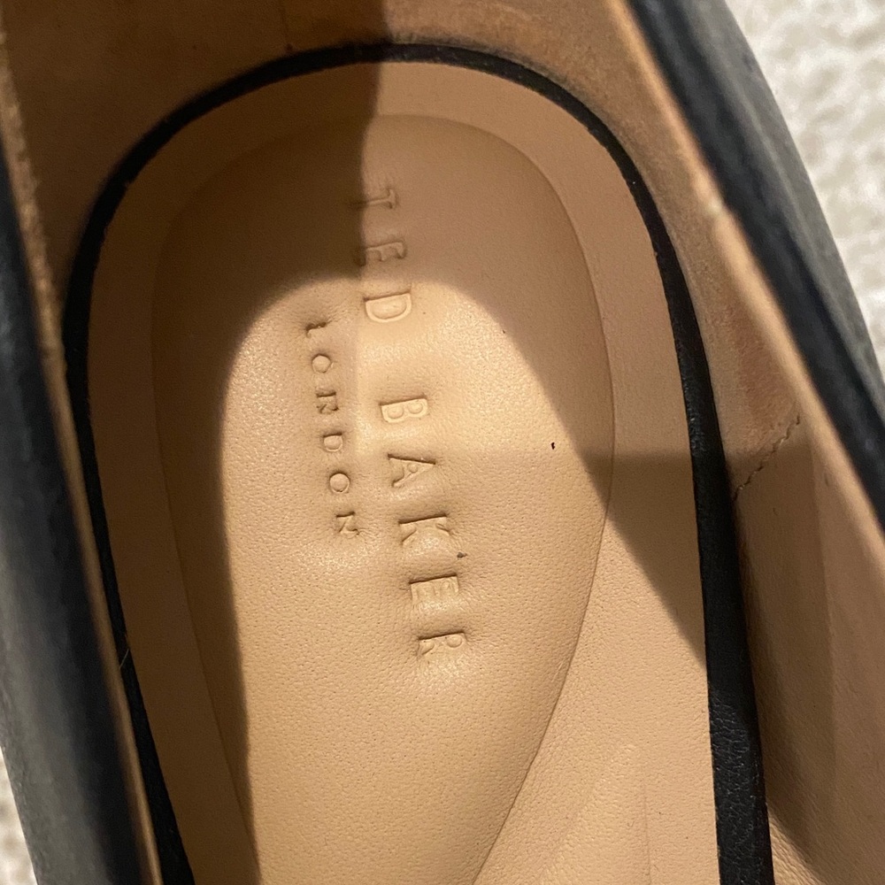 Ted Baker Classic Black Heels - Picture 2 of 3